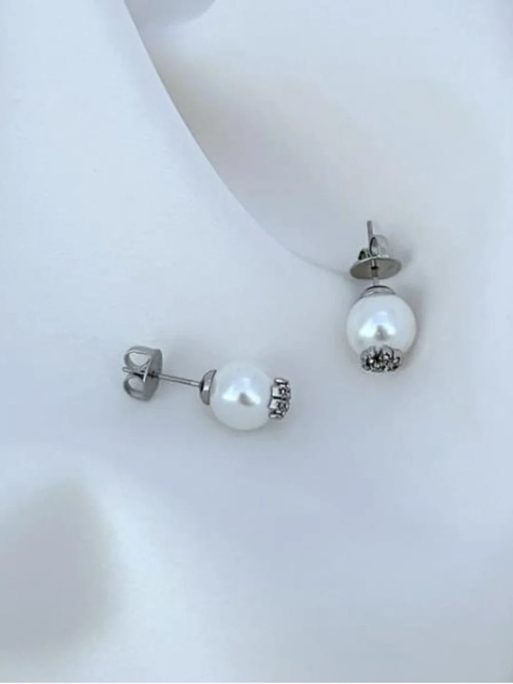 Tory Burch White Pearl Stud Earrings with Silver Crystal Caps